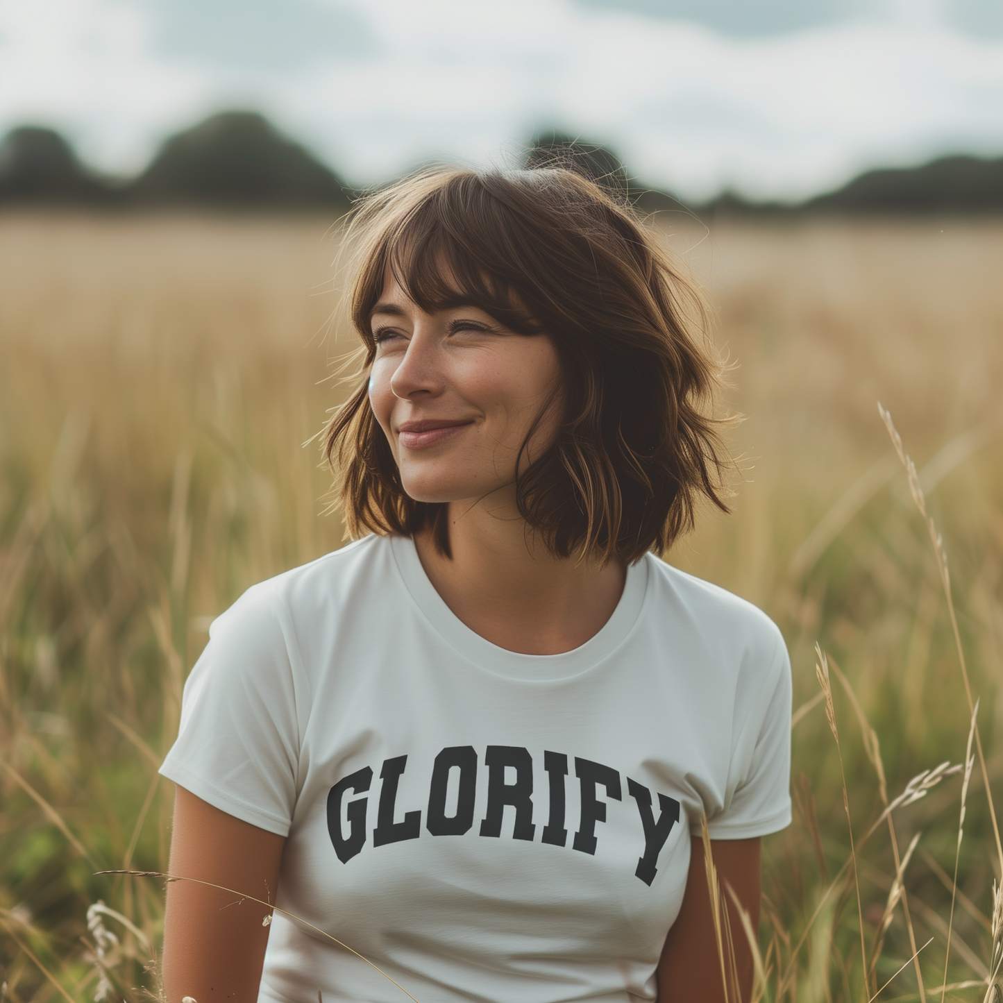 COLLEGIATE TEE - White